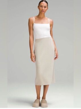 Lululemon midi skirt
